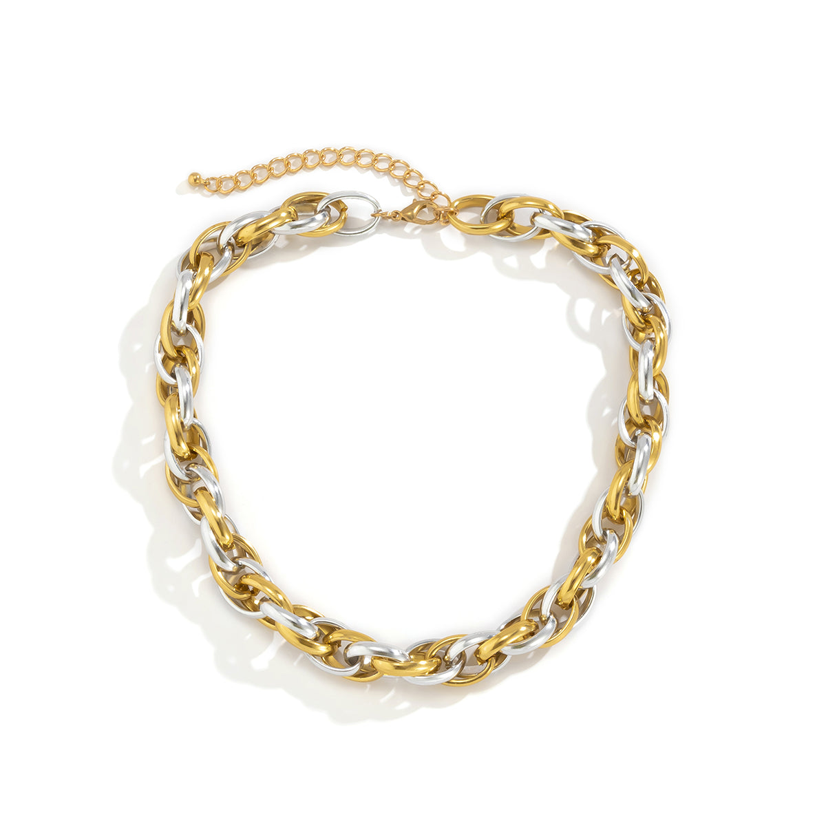 Two-Tone Twisted Chain Necklace, pendant necklace for women, everyday style, lifestyle look