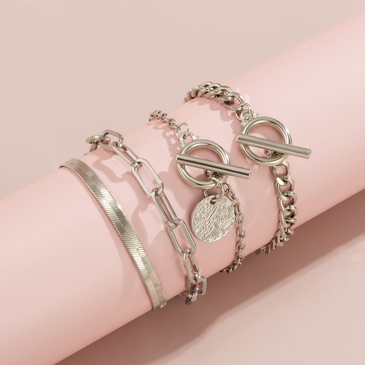 Silver-Plated Chain Toggle Bracelet Set, jewelry gift sets for women, vintage-inspired design, lifestyle look