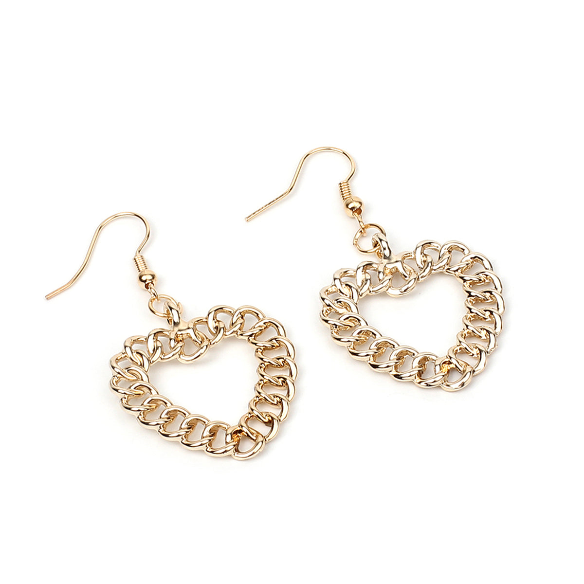 18K Gold-Plated Figaro Open Heart Drop Earrings, gold drop earrings for women, vintage-inspired design, detail close-up