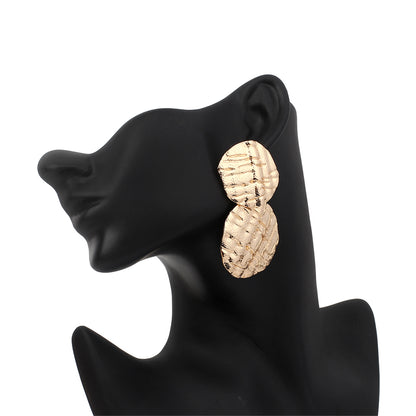 18K Gold-Plated Textured Medallion Drop Earrings, gold drop earrings for women, everyday style, lifestyle look