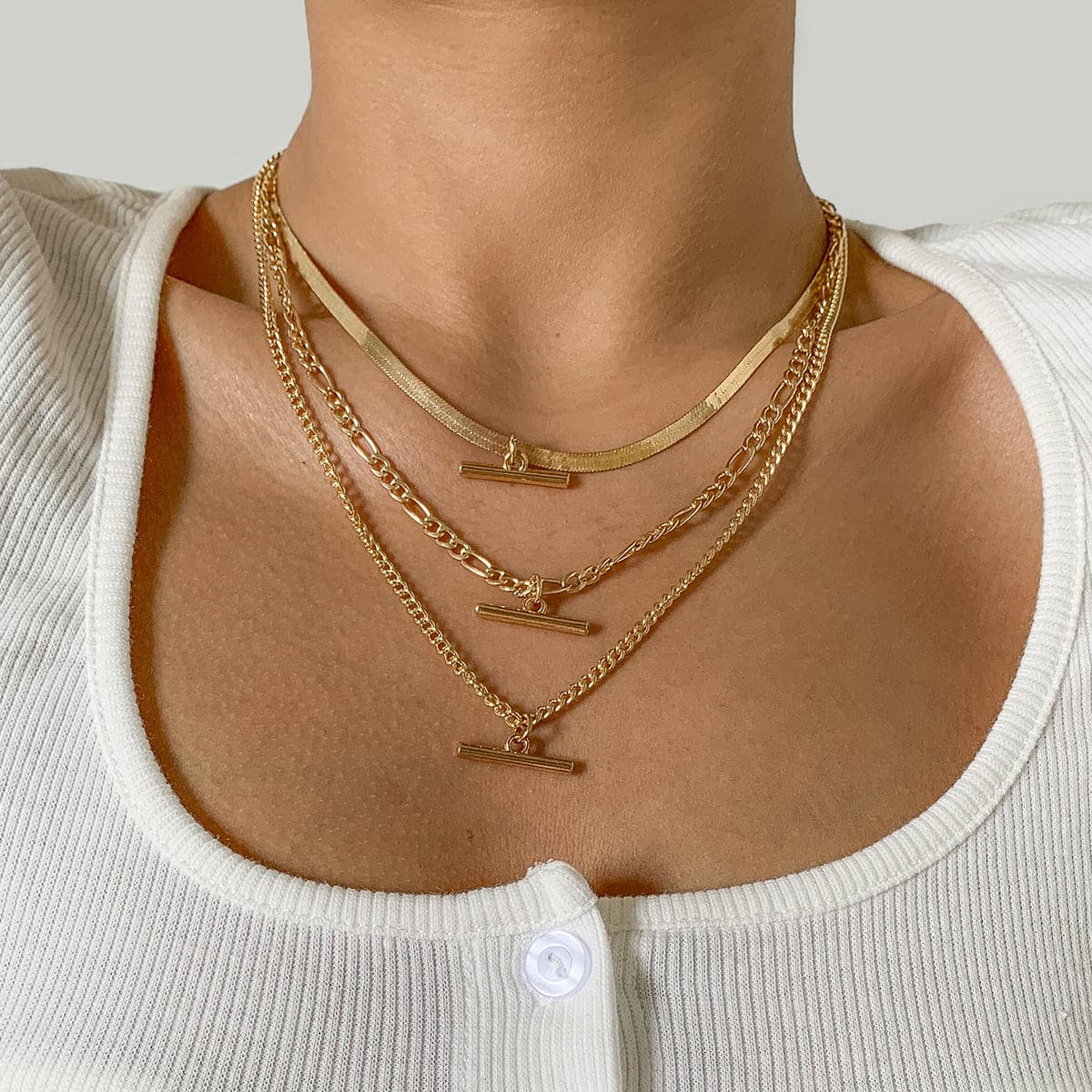 18K Gold-Plated Snake Chain Bar Pendant Necklace Set, jewelry gift sets for women, elegant gift for her, detail close-up