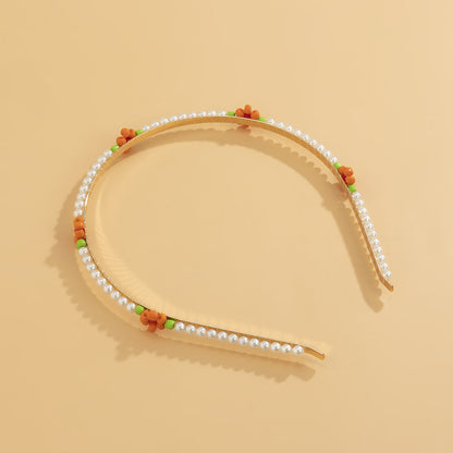 Orange Howlite and Pearl Mum Station Headband, dainty minimalist design, detail close-up