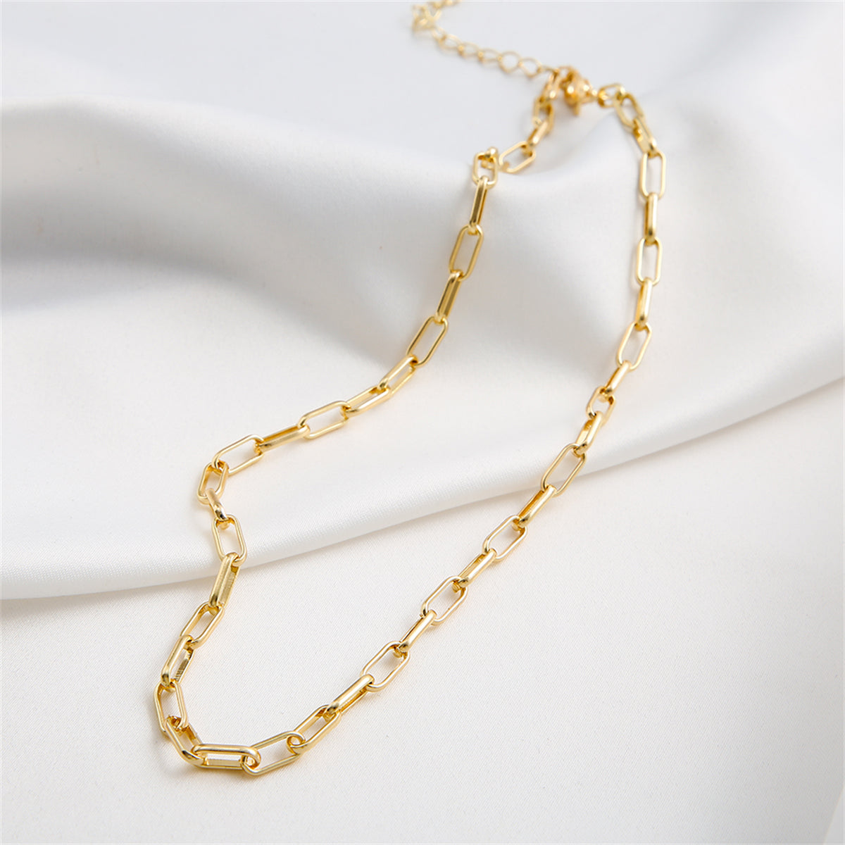 18K Gold-Plated Rectangle Chain Necklace, gold pendant necklace for women, dainty minimalist design, detail close-up