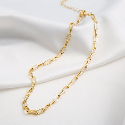 18K Gold-Plated Rectangle Chain Necklace, gold pendant necklace for women, dainty minimalist design, detail close-up