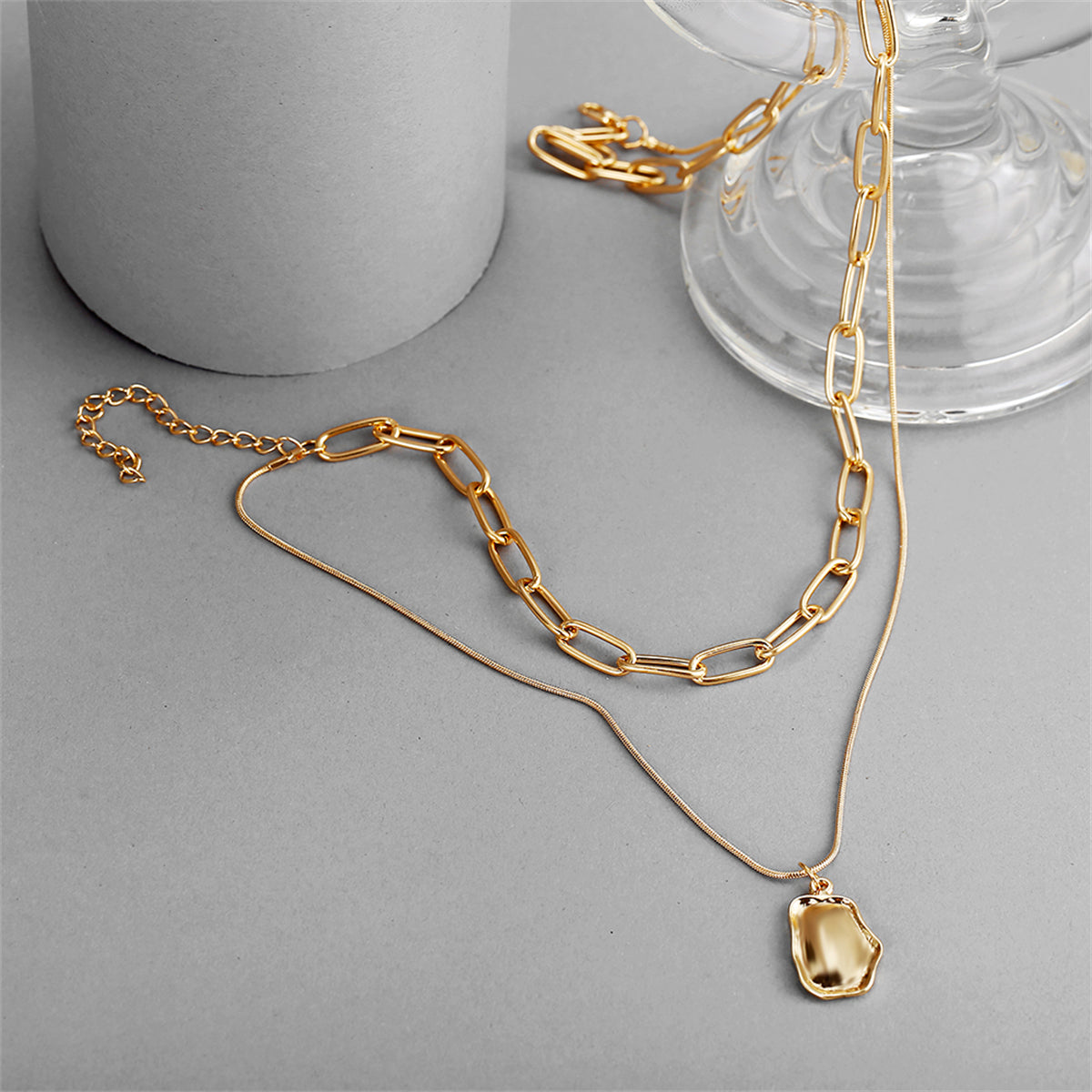 18K Gold-Plated Cable Chain Layered Pendant Necklace, gold pendant necklace for women, detail close-up