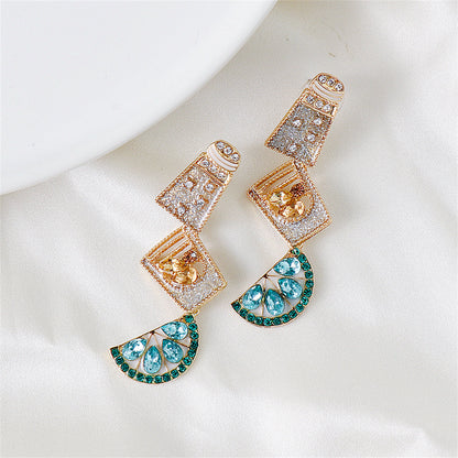 Green Crystal and Cubic Zirconia Cup Lemon Drop Earrings, drop earrings for women, botanical inspired, detail close-up
