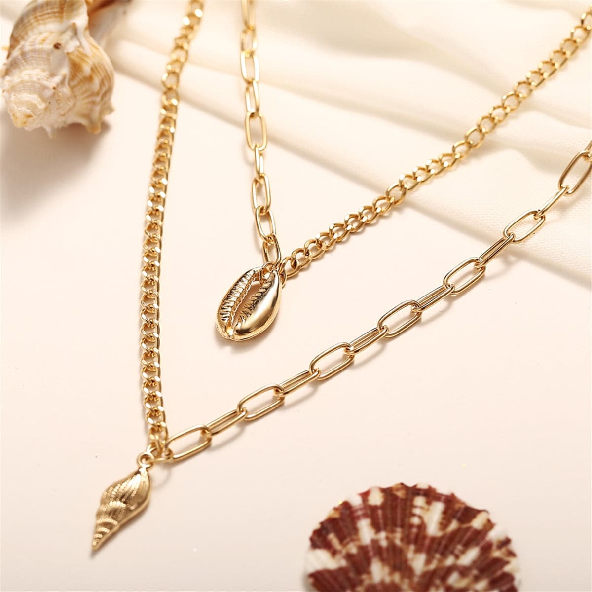 18K Gold-Plated Shell & Conch Pendant Layer Necklace