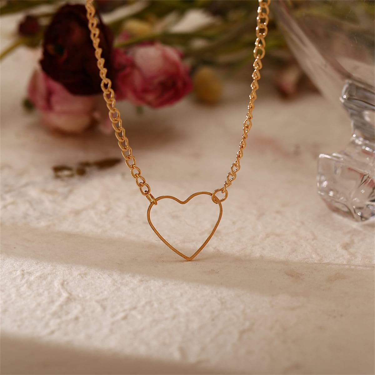 18K Gold-Plated Open Heart Choker, chunky gold choker necklace, everyday style, styled look