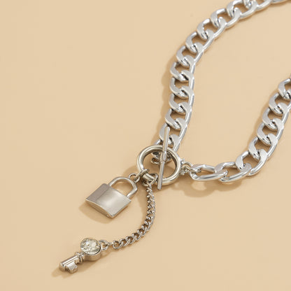 Cubic Zirconia and Silver-Plated Lock Chain Necklace, silver pendant necklace for women, everyday style, detail close-up