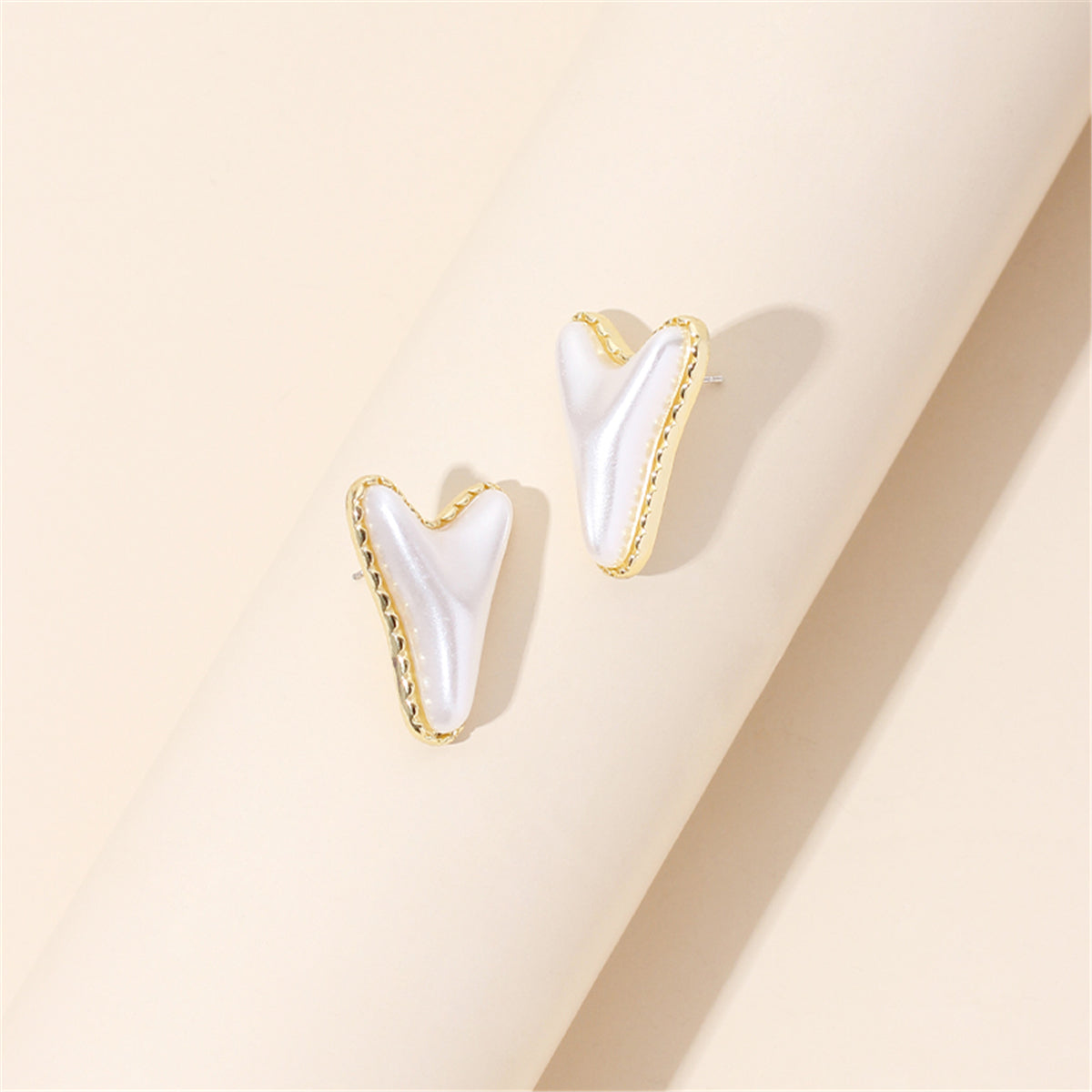 Pearl & 18K Gold-Plated Arrow Stud Earrings
