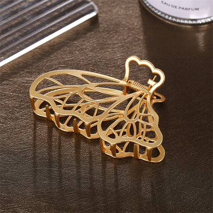 18K Gold-Plated Openwork Butterfly Wings Hair Clip, elegant gift for her, detail close-up
