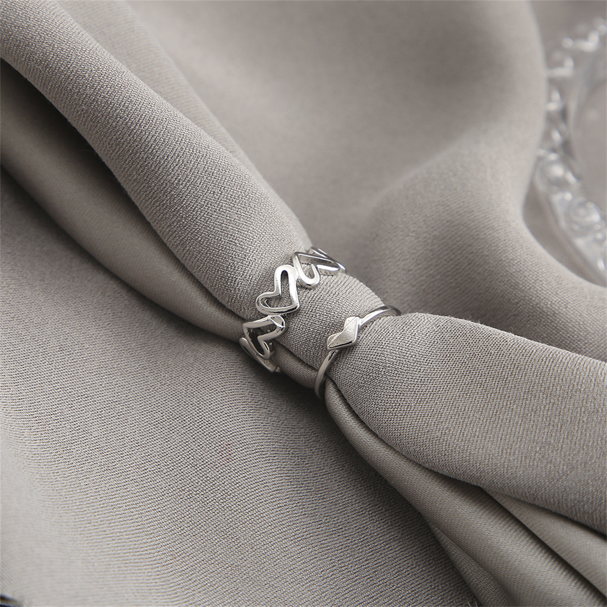 Silver-Plated Openwork Heart Ring Set, jewelry gift sets for women, vintage-inspired design, styled look
