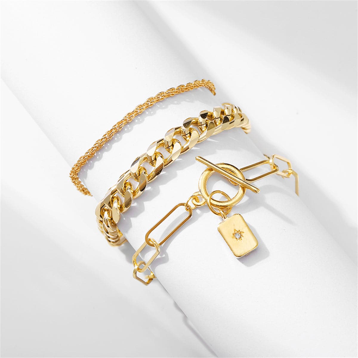 Cubic Zirconia and 18K Gold-Plated Cable Chain Toggle Bracelet Set, jewelry gift sets for women, detail close-up