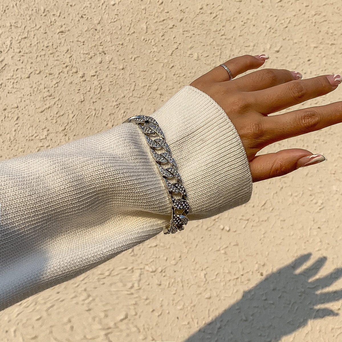 Cubic Zirconia and Silver-Plated Curb Chain Bracelet, silver bracelet for women, elegant gift for her, detail close-up