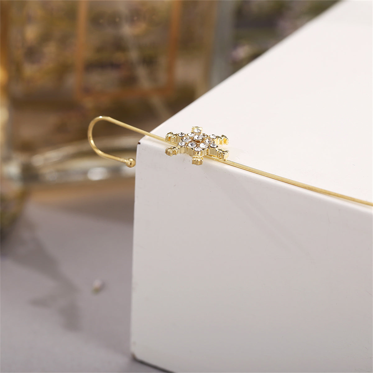 Cubic Zirconia and 18K Gold-Plated Pav¨¦ Snowflake Ear Cuff, gold drop earrings for women, elegant gift for her, styled look