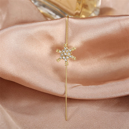 Cubic Zirconia & 18K Gold-Plated Pav¨¦ Snowflake Ear Cuff