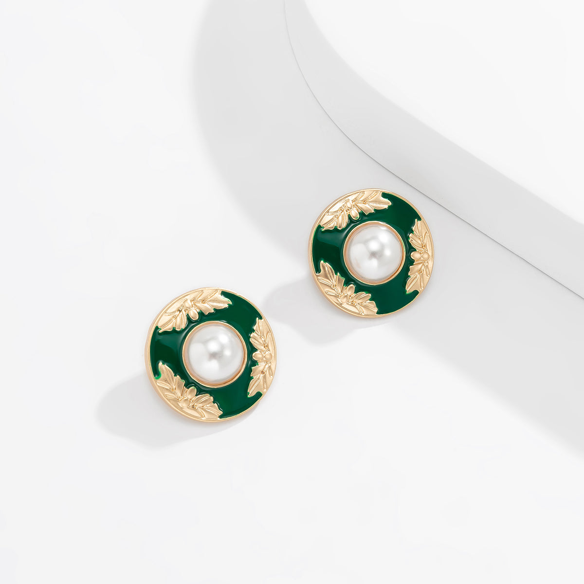 Green Enamel & Pearl Flower Round Stud Earrings