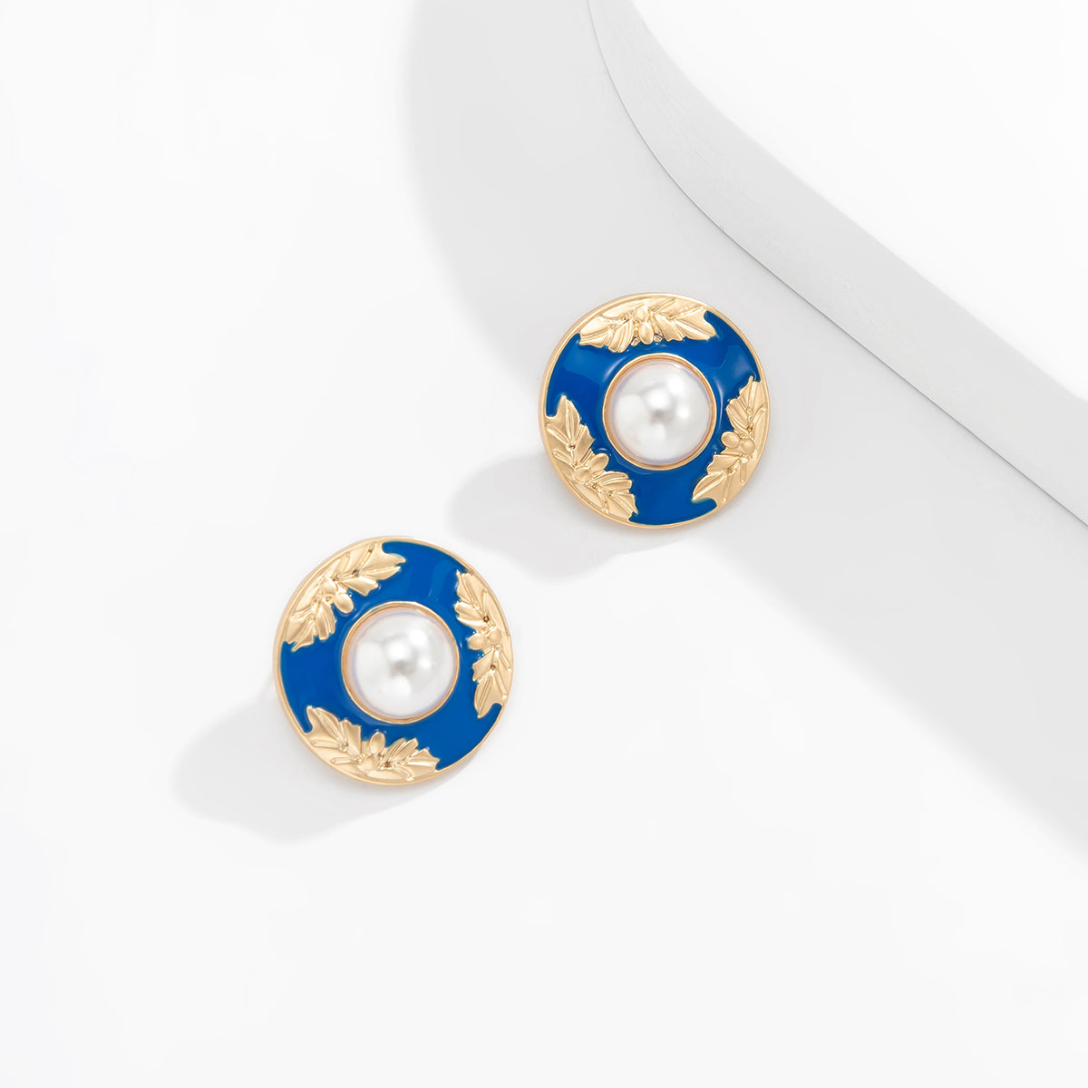 Blue Enamel & Pearl Flower Round Stud Earrings