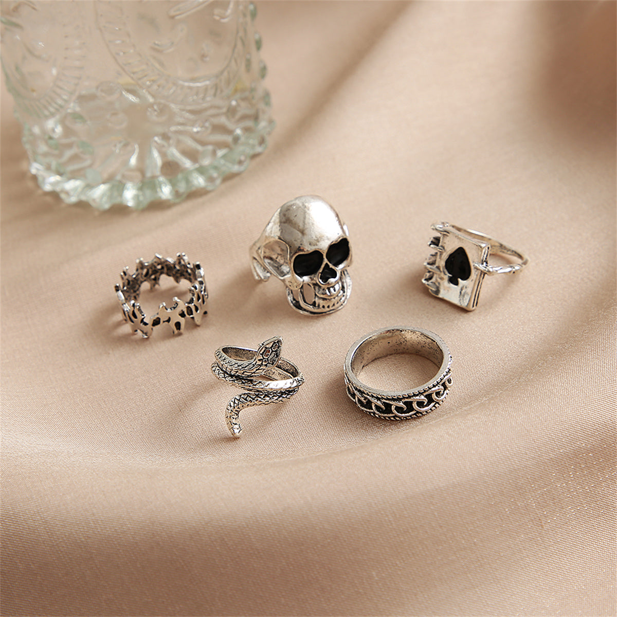 Silver-Plated Oxidized Skull Ring Set, jewelry gift sets for women, elegant gift for her, detail close-up