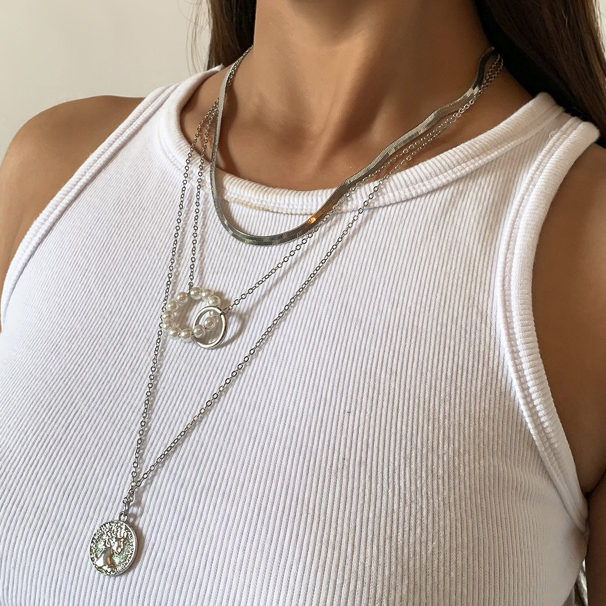 Pearl and Silver-Plated Pendant Necklace Set, jewelry gift sets for women, elegant gift for her, side view