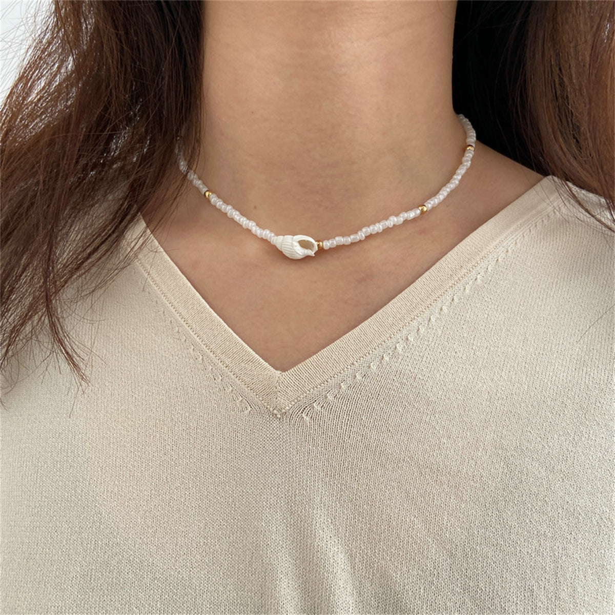 White Howlite and Two Tone Beaded Station Necklace, pendant necklace for women, dainty minimalist design, front view