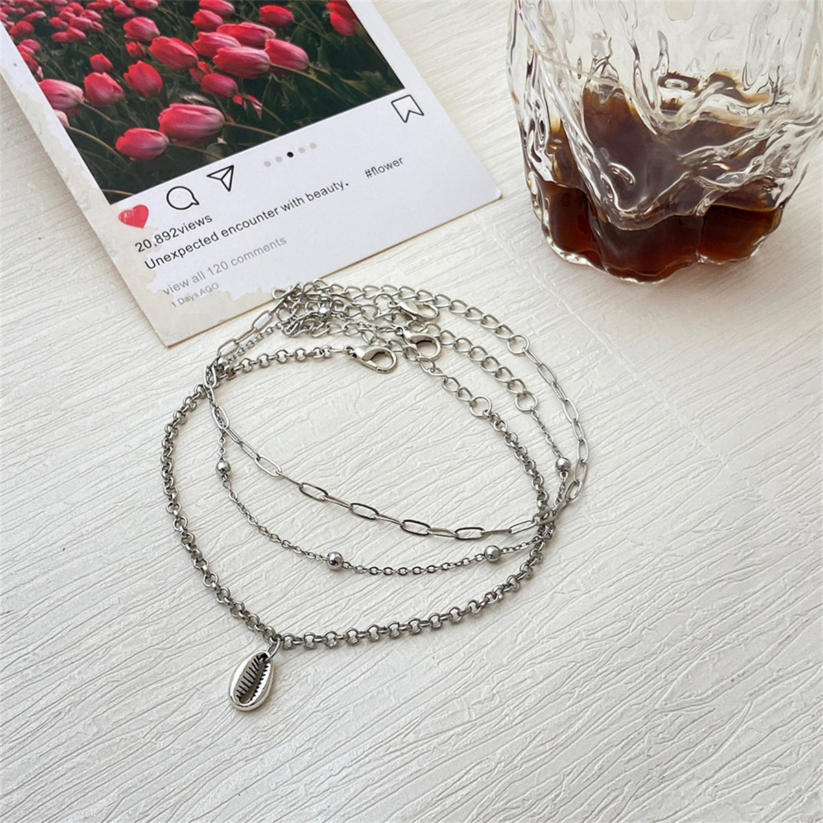 Silver-Plated Shell Charm Anklet Set, jewelry gift sets for women, vintage-inspired design, detail close-up