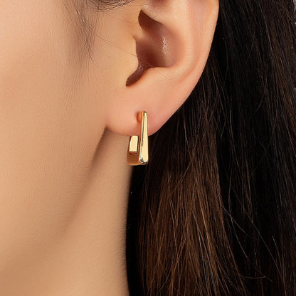 18K Gold-Plated G-Shape Huggie Earrings, gold huggie earrings, vintage-inspired design, front view