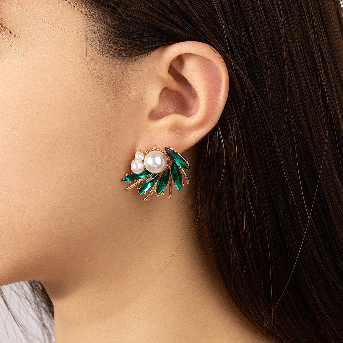 Green Crystal and Pearl 18K Gold-Plated Marquise-Cut Stud Earring, gold stud earrings for women, styled look