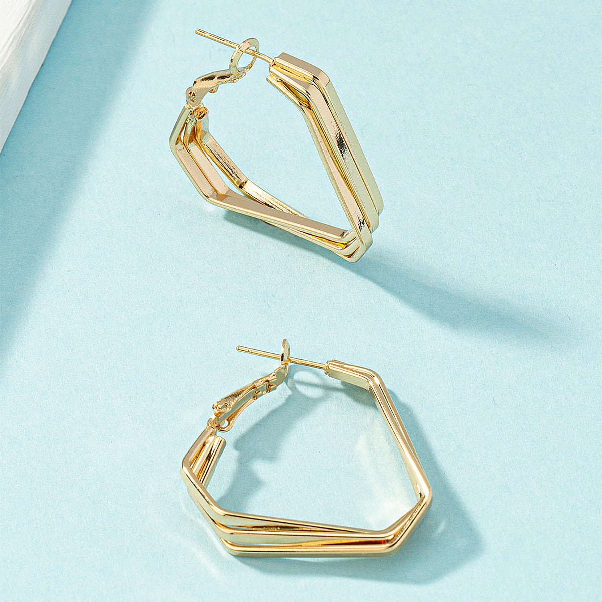 18K Gold-Plated Stacked Geometric Huggie Earrings, gold huggie earrings, everyday style, lifestyle look