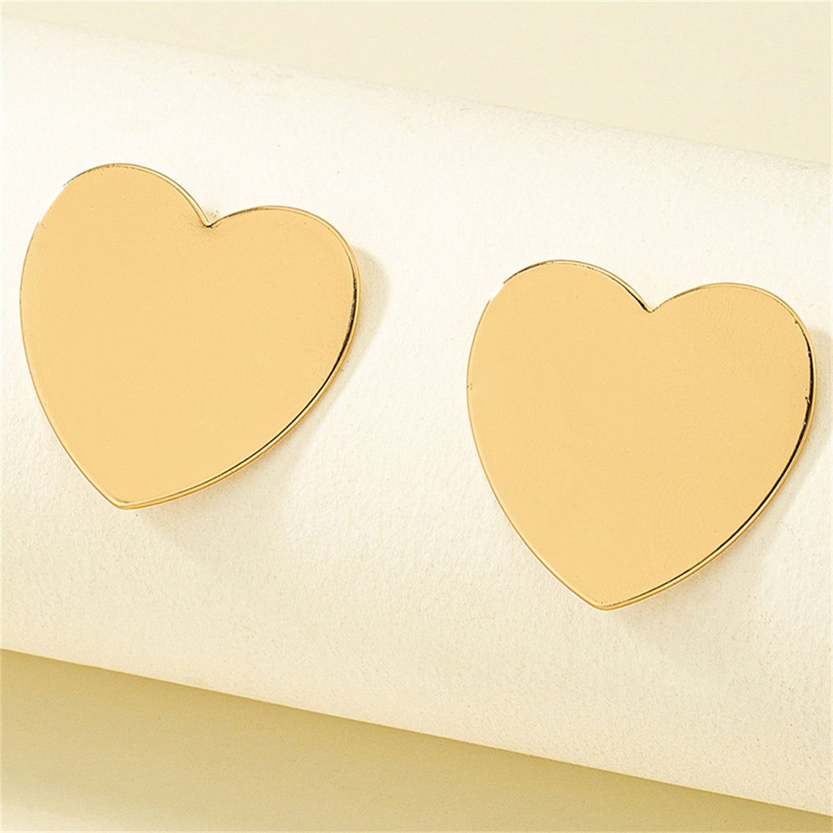 18K Gold-Plated Heart Stud Earrings, gold stud earrings for women, everyday style, detail close-up