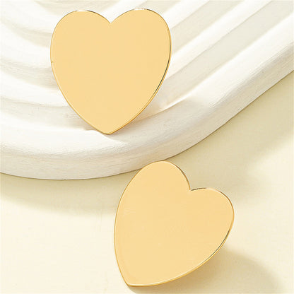 18K Gold-Plated Heart Stud Earrings, gold stud earrings for women, everyday style, lifestyle look