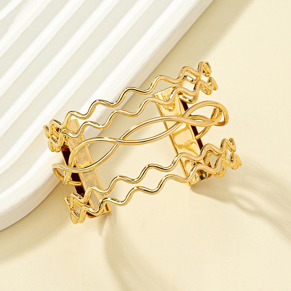 18K Gold-Plated Swivel Heartbeat Layered Cuff, gold bracelet for women, everyday style, detail close-up