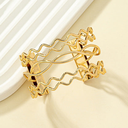 18K Gold-Plated Swivel Heartbeat Layered Cuff, gold bracelet for women, everyday style, detail close-up