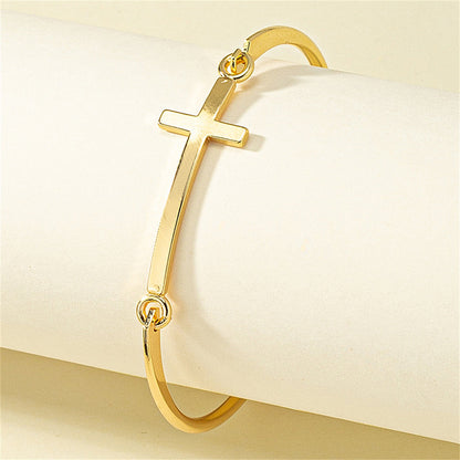 18K Gold-Plated Cross Bangle, gold bangle bracelet, vintage-inspired design, detail close-up