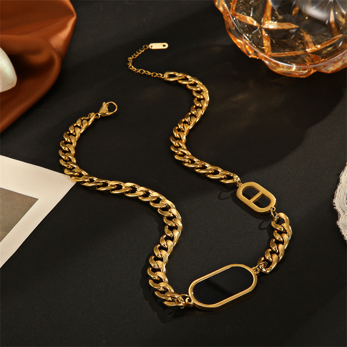 Black Acrylic and 18K Gold-Plated Curb Chain Necklace, gold pendant necklace for women, detail close-up
