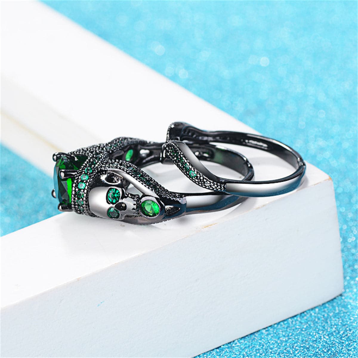 Green Crystal and Cubic Zirconia Skull Heart Ring Set, jewelry gift sets for women, botanical inspired, front view