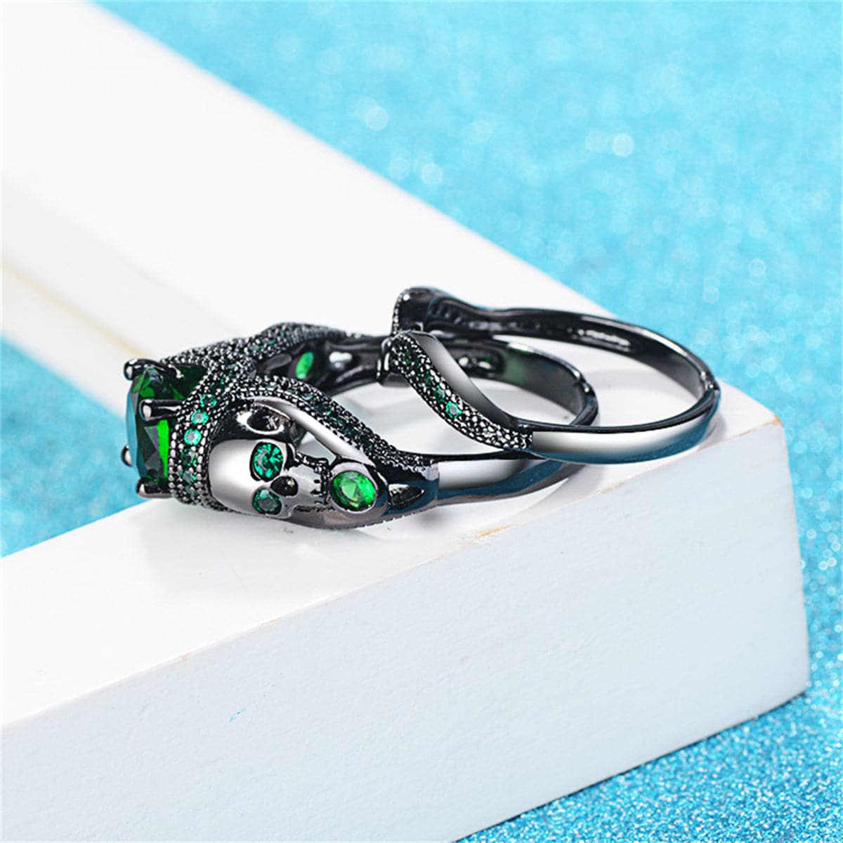 Green Crystal & Cubic Zirconia Skull Heart Ring Set