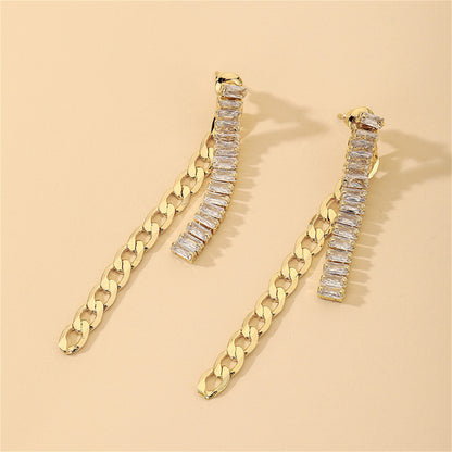 Crystal and 18K Gold-Plated Wheat Chain Ear Jackets, gold drop earrings for women, vintage-inspired design, detail close-up
