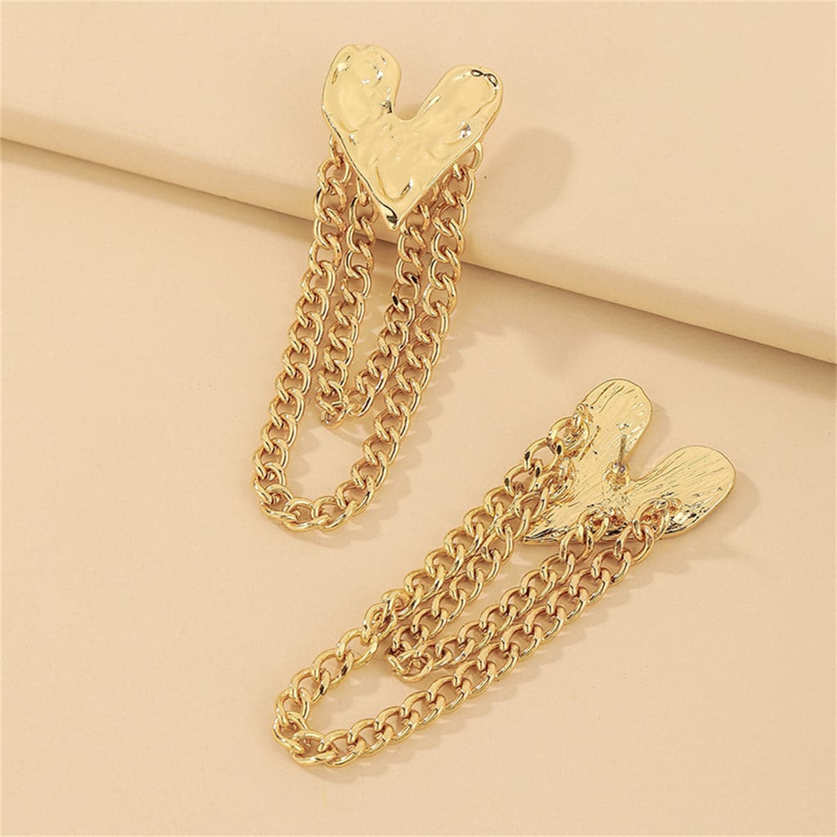 18K Gold-Plated Heart Chain Drop Earrings, gold drop earrings for women, botanical inspired, detail close-up