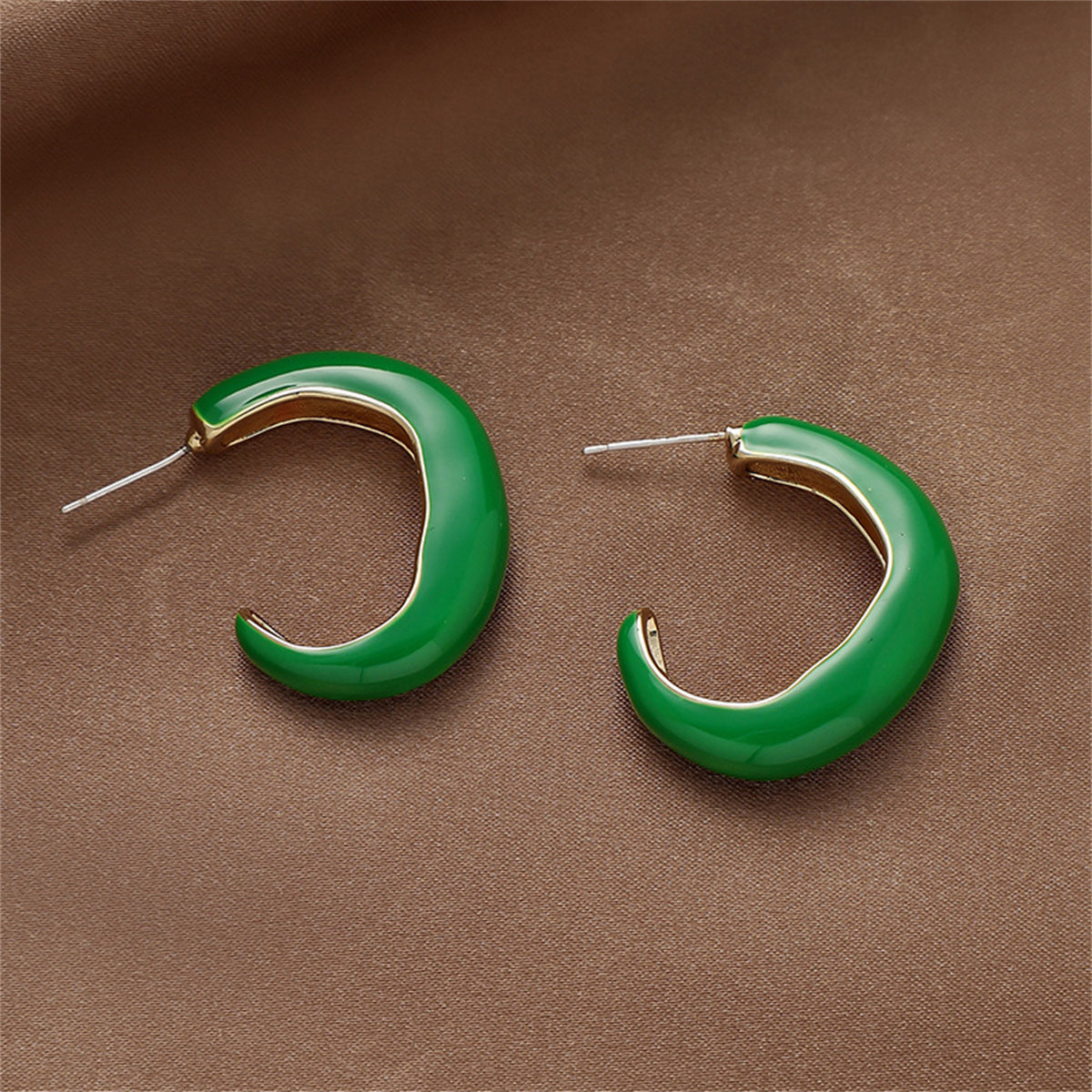 Green Enamel & 18K Gold-Plated Twisted Circle Huggie Earring