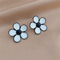 White & Black Flower Stud Earrings
