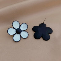 White & Black Flower Stud Earrings