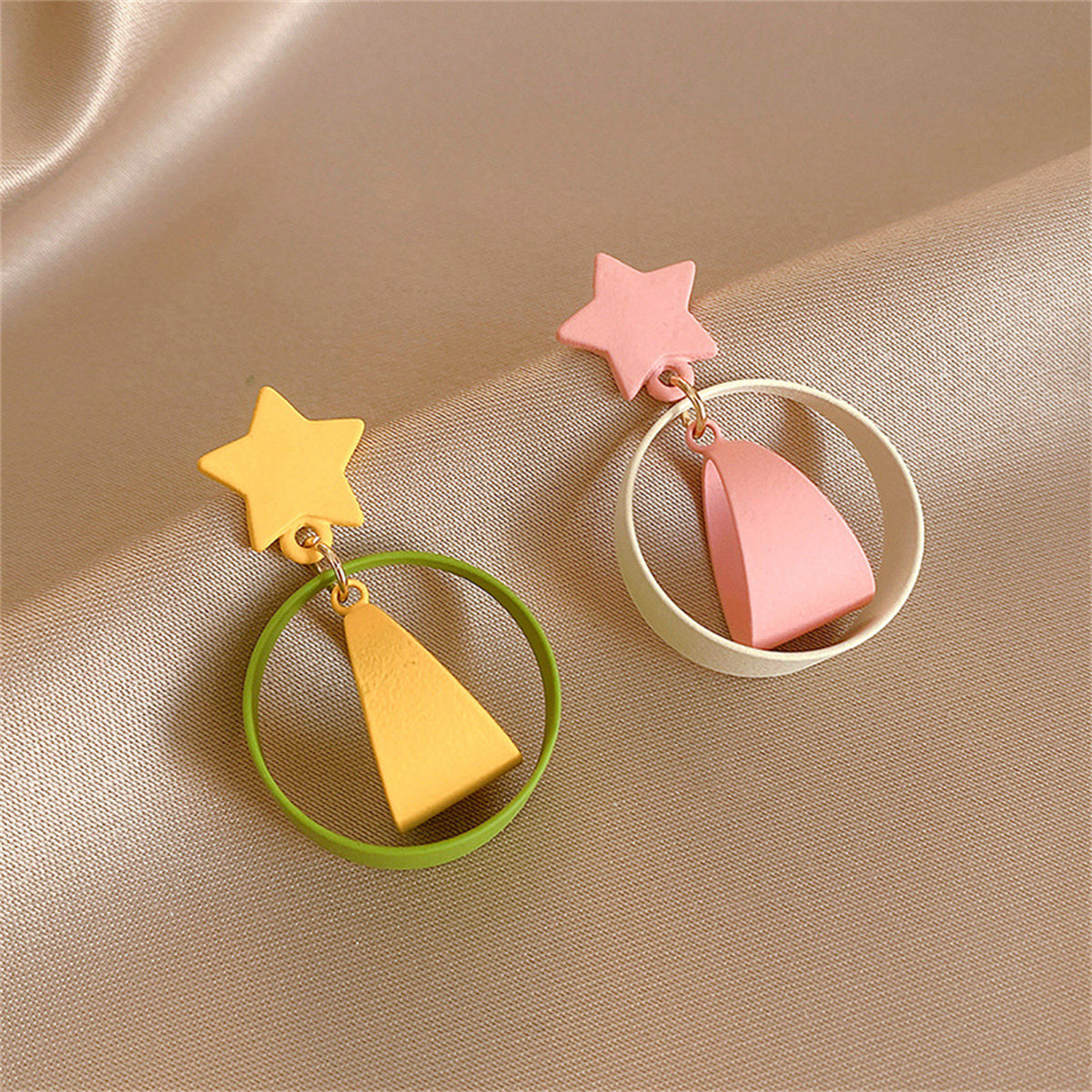Yellow and Pink Mismatch Star Circle Drop Earrings, drop earrings for women, vintage-inspired design, side view