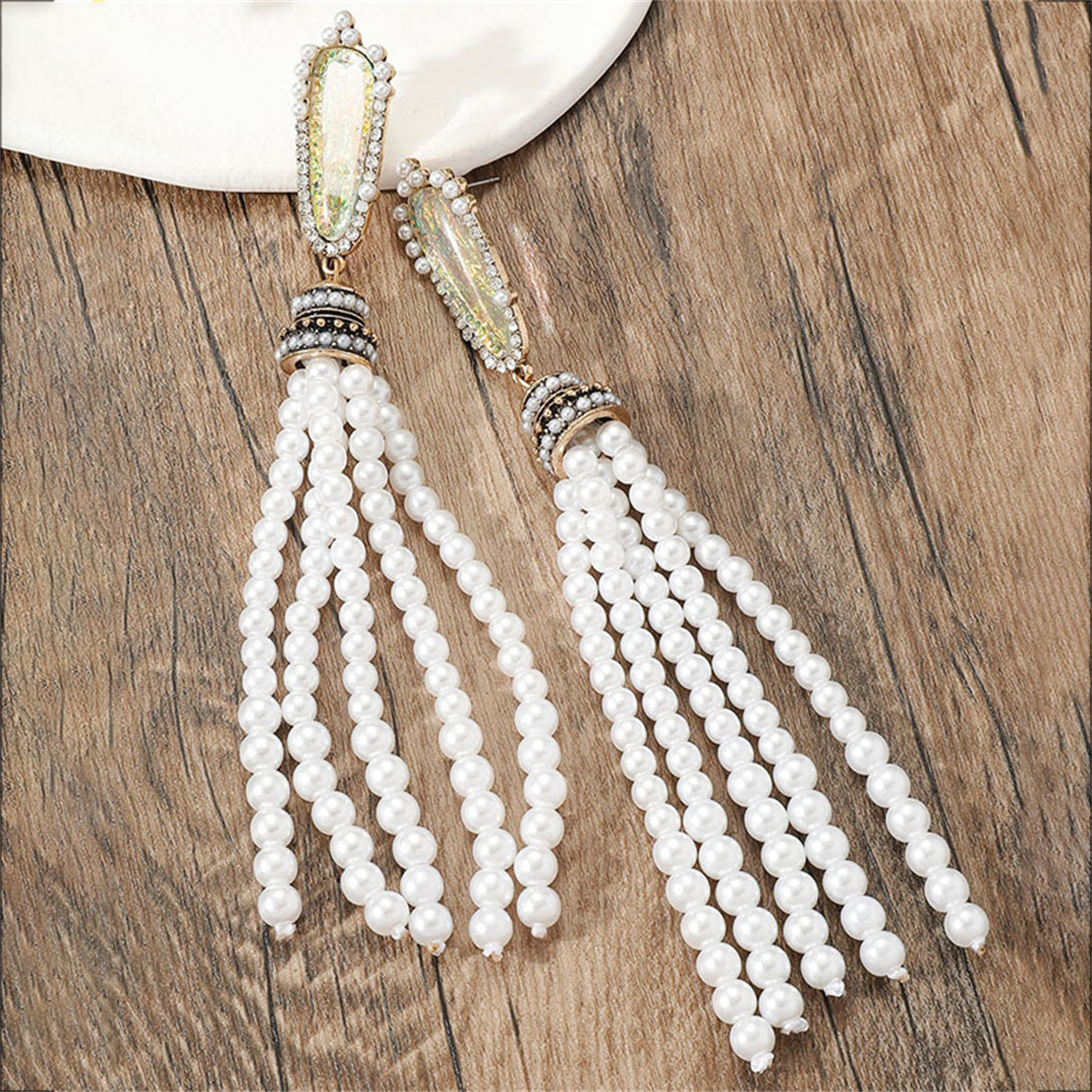Pearl and Resin 18K Gold-Plated Tassel Drop Earrings, gold drop earrings for women, elegant gift for her, detail close-up