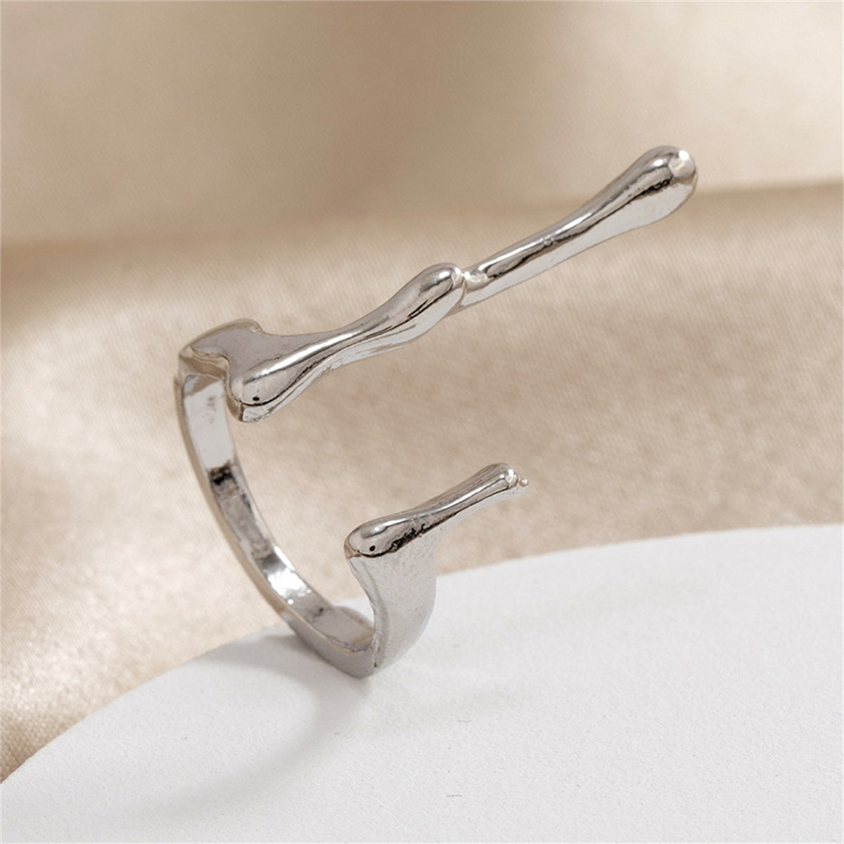 Silver-Plated Bar Open Ring, silver statement rings for women, everyday style, lifestyle look