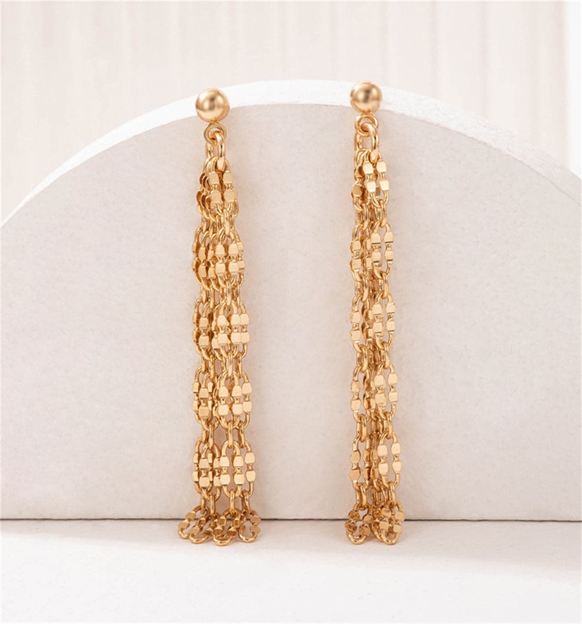 18K Gold-Plated Link Tassel Drop Earrings, gold drop earrings for women, vintage-inspired design, detail close-up