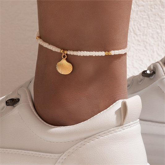 Pearl and 18K Gold-Plated Shell Charm Anklet, gold anklet bracelet, vintage-inspired design, front view