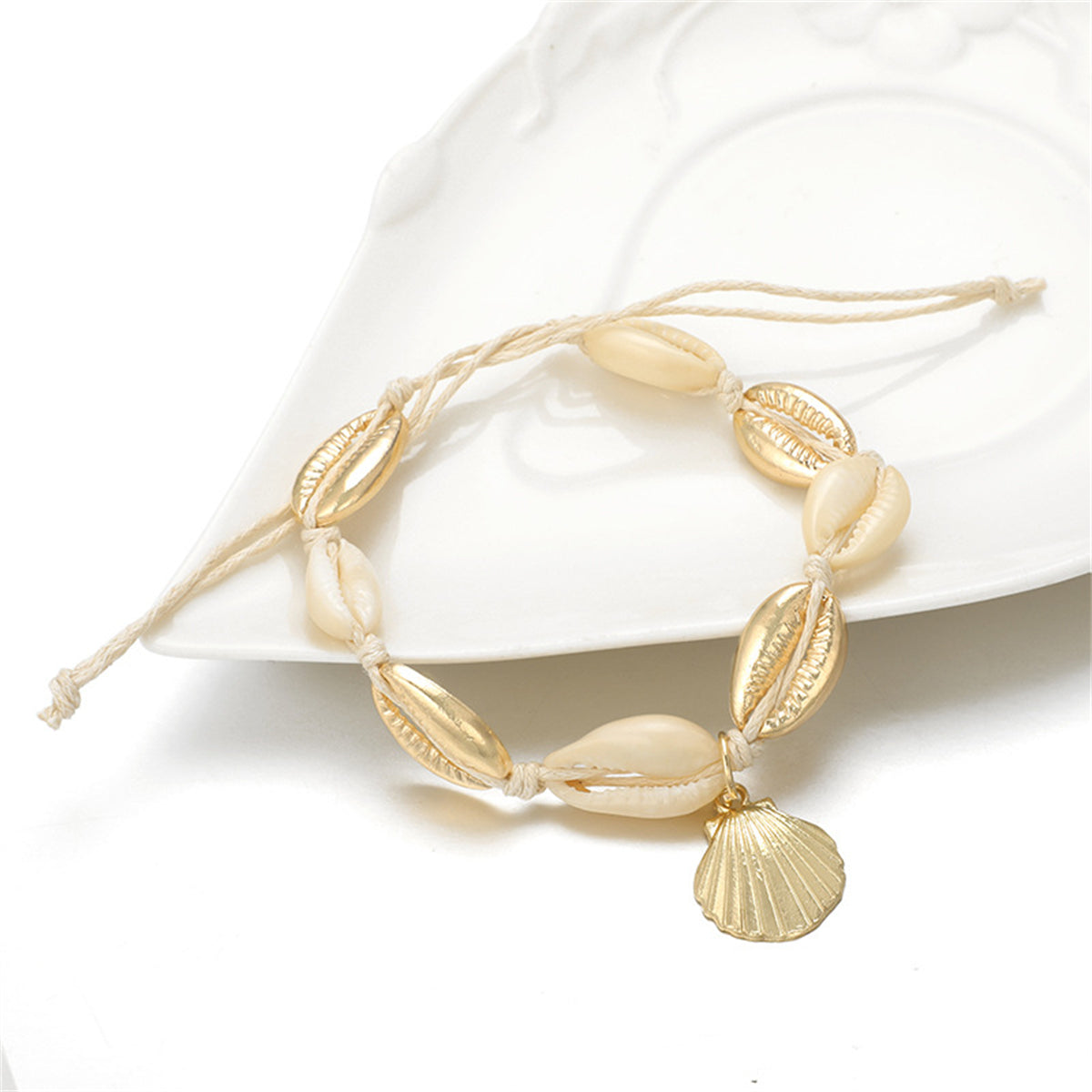 Shell and 18K Gold-Plated Shell-Charm Adjustable Anklet, gold anklet bracelet, everyday style, lifestyle look