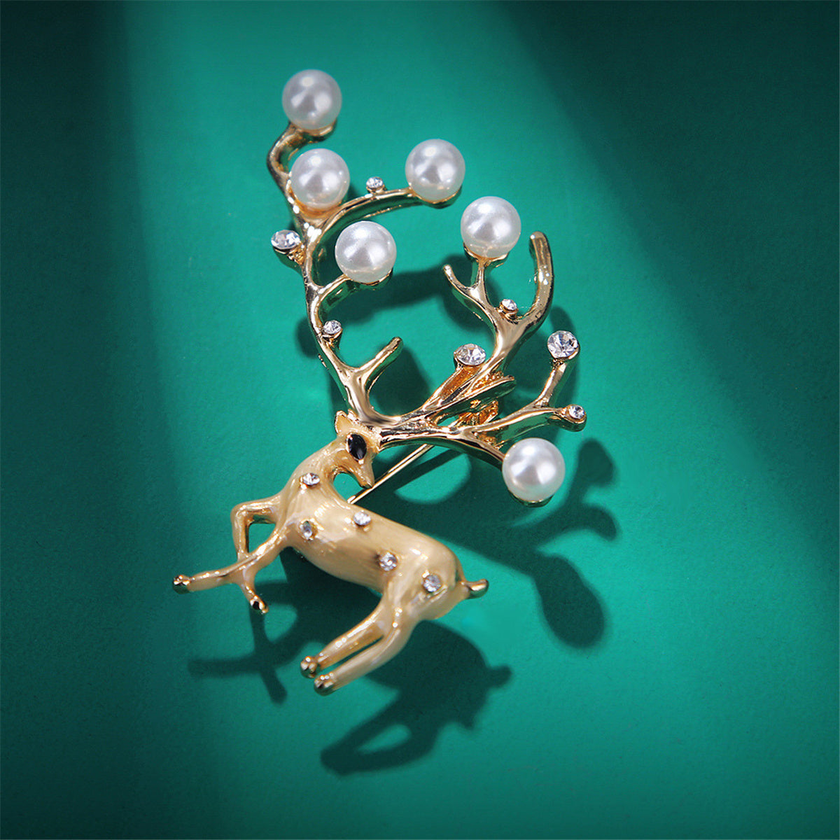 Pearl and Cubic Zirconia Enamel 18K Gold-Plated Reindeer Brooch, gold brooch pin, elegant gift for her, lifestyle look