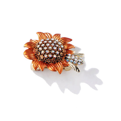 Cubic Zirconia and 18K Gold-Plated Sunflower Bee Brooch, gold brooch pin, everyday style, detail close-up